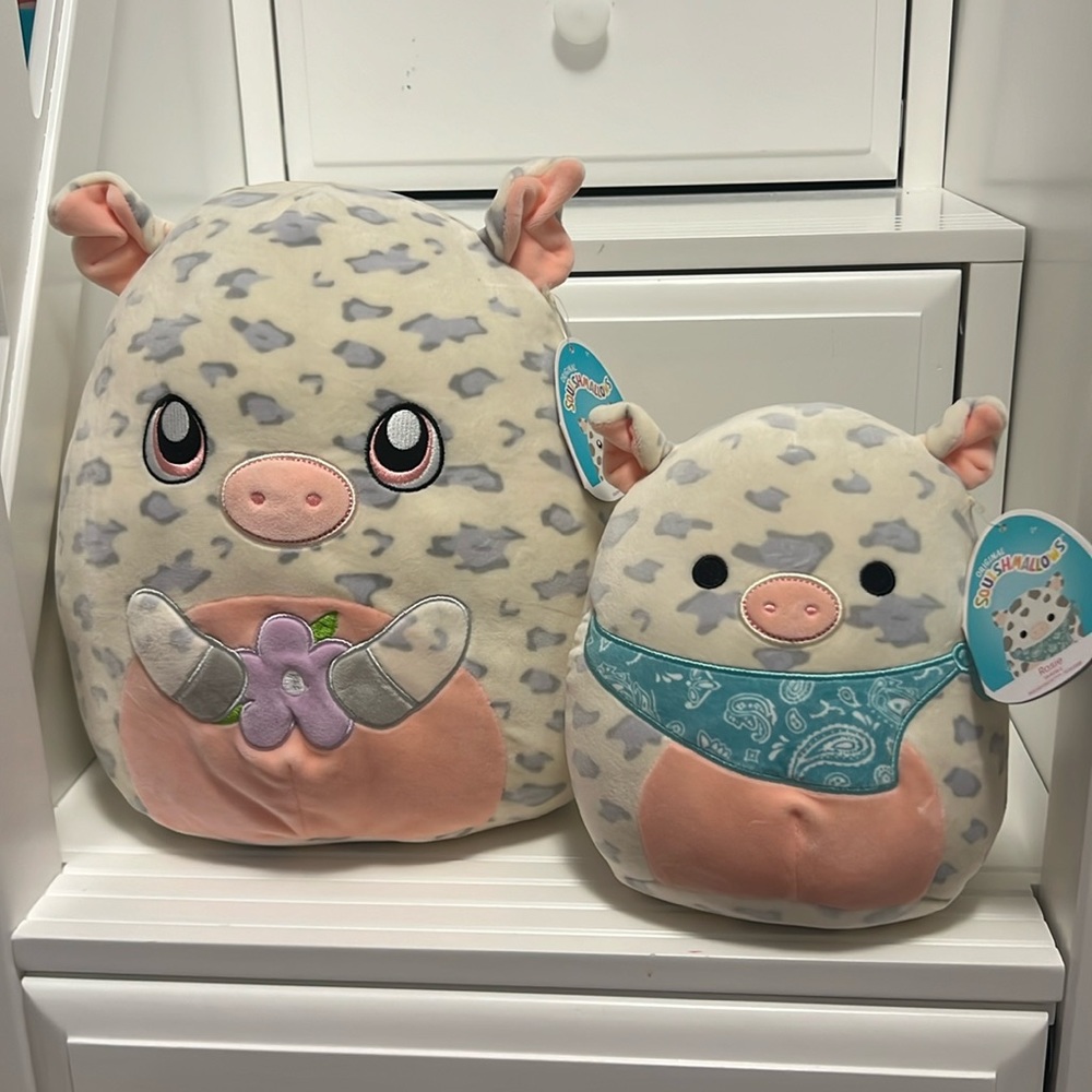 Pig squishmallow duo pack